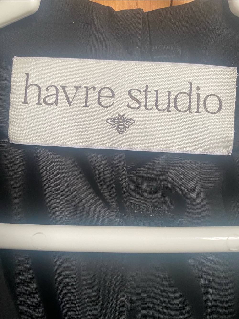 Havre Studio Oversized Blazer with Back Button Detail - Picture 4 of 13